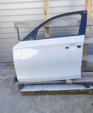 BMW 1 E81 E87 Front door 41517191011 41517132339