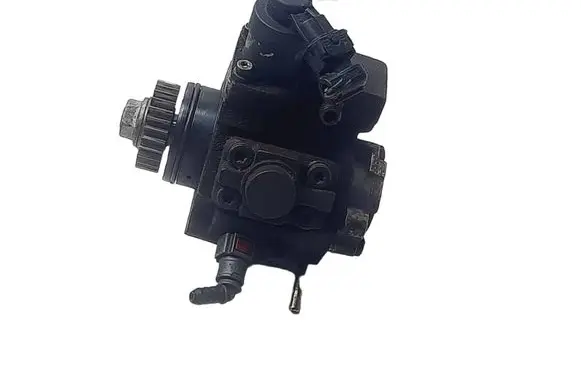 Renault Master III Fuel injection high pressure pump 8201024003 6072679 0445010234
