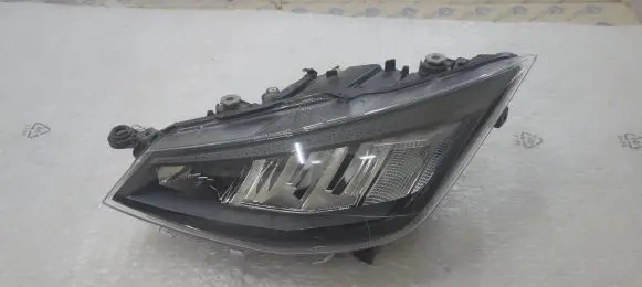Seat Ibiza V (KJ) Headlight/headlamp 6F1941005E 148R001A L516693