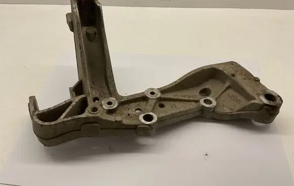 Front lower control arm/wishbone