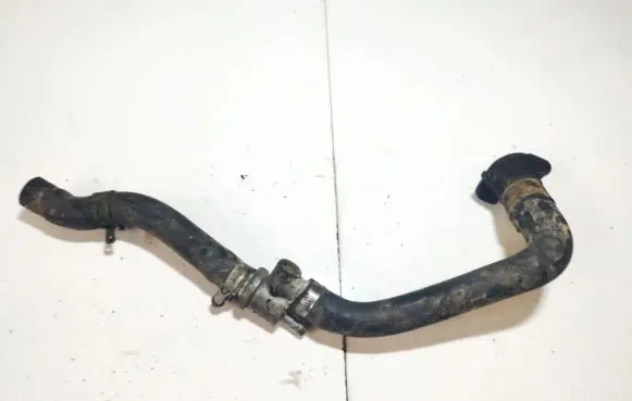 Volkswagen PASSAT B3 Engine coolant pipe/hose 191819911A