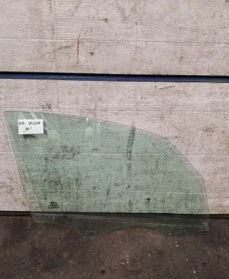 KIA Venga Front door window glass four-door 43R00351