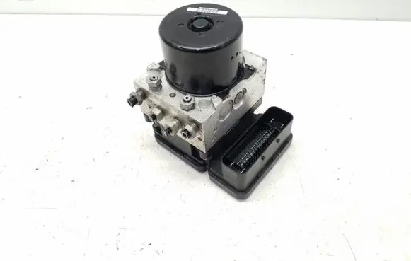 Volvo V70 ABS Pump 31400543 31329139