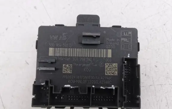 Volkswagen Golf VIII Door control unit/module 5Q0959592F