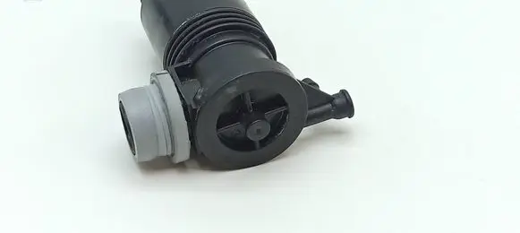 Nissan Navara D23 Windscreen/windshield washer pump 1024251