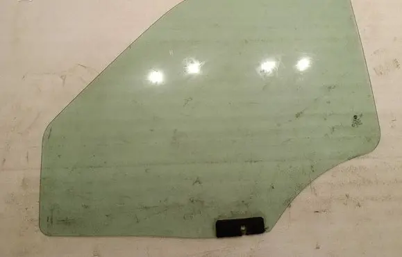 Fiat Doblo Front door window glass four-door 43R004025