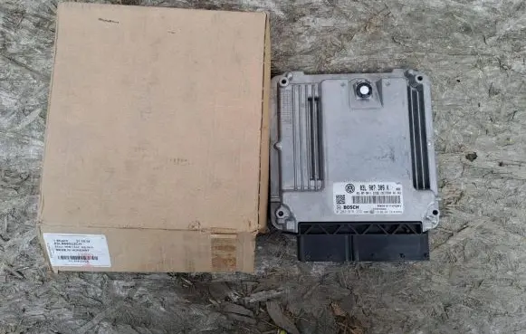 Volkswagen Transporter - Caravelle T5 Engine control unit/module 03L907309K