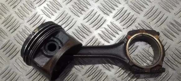 Audi A6 S6 C4 4A Piston with connecting rod