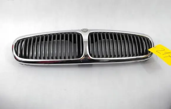 Jaguar X-Type Front bumper upper radiator grill