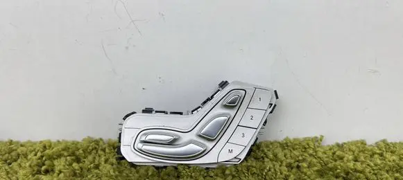 Mercedes-Benz E W213 Seat memory switch A2139051012 2139051012