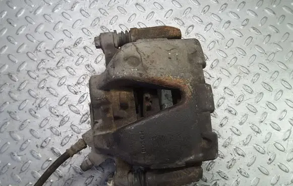 Mercedes-Benz GLK (X204) Front brake caliper A2044214181 2044214181