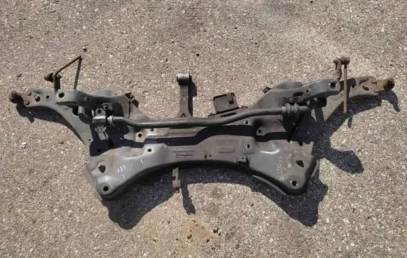 Hyundai ix35 Front subframe 624012Y300A