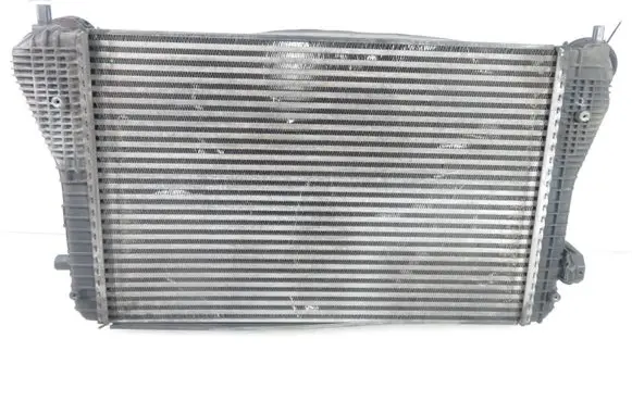 Volkswagen PASSAT B6 Intercooler radiator 