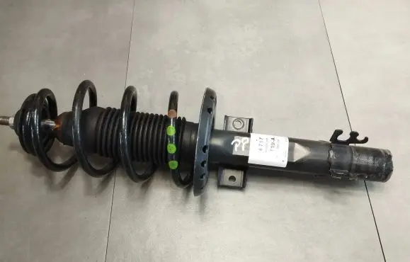 Audi A1 Front shock absorber/damper L10A 009897 14717