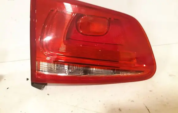 Volkswagen Touareg II Tailgate rear/tail lights 7P6945093B