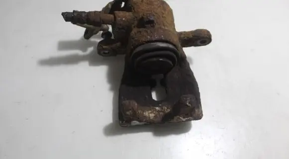 Ford Mondeo MK IV Rear brake caliper