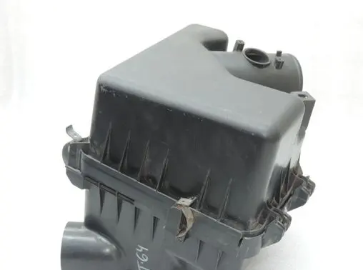 Toyota RAV 4 (XA30) Air filter box