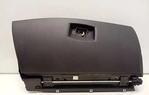 BMW 5 E60 E61 Glove box 7034080 121451