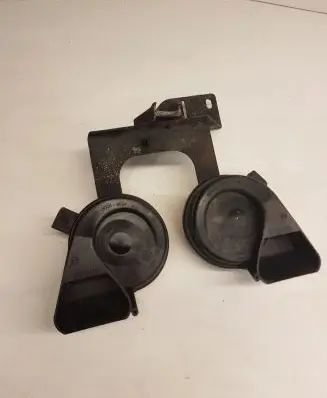 Audi A6 S6 C6 4F Horn signal 4F0951229