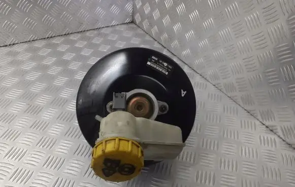 Mazda 2 Brake booster