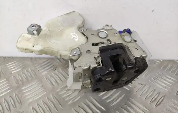 Suzuki Grand Vitara II Tailgate/trunk/boot lock/catch/latch 8055265J00 0892074A