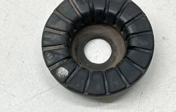 KIA Optima Rear coil spring rubber mount 55370C1100