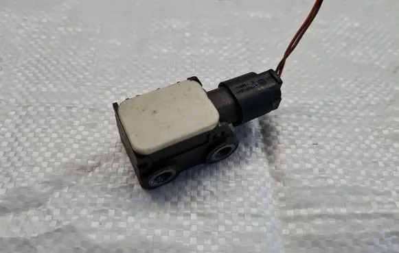 BMW 3 E92 E93 Airbag deployment crash/impact sensor 6988143