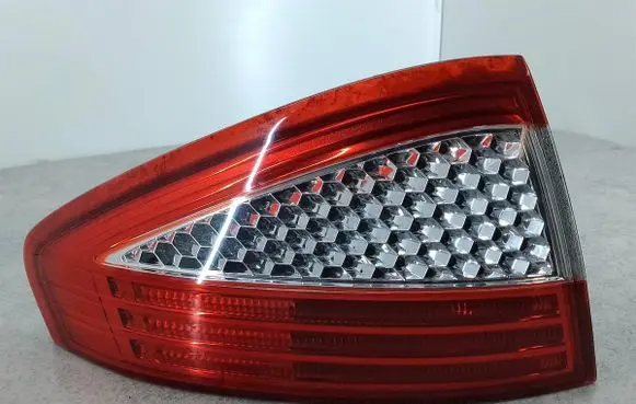Ford Mondeo MK IV Rear/tail lights 7S71-13405-A