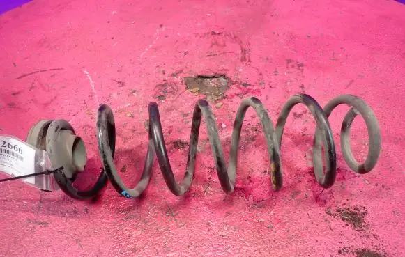 Volkswagen Polo Rear coil spring