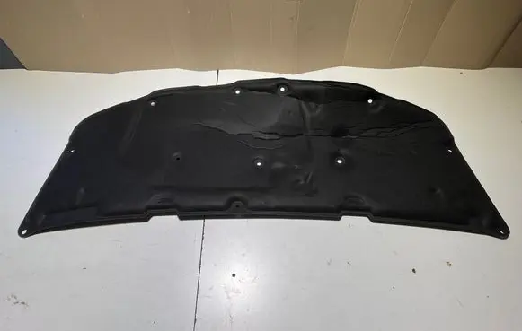 Engine bonnet/hood sound/heat insulation