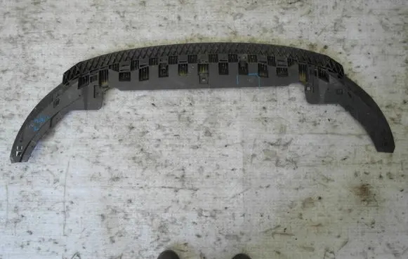 Audi A3 S3 8V Front bumper skid plate/under tray 8V3807233