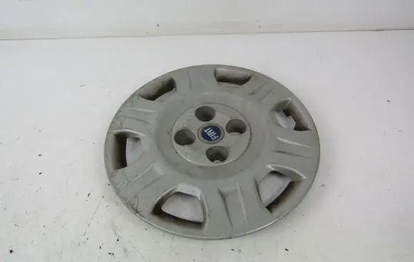 Fiat Panda 141 Original wheel cap 51705266