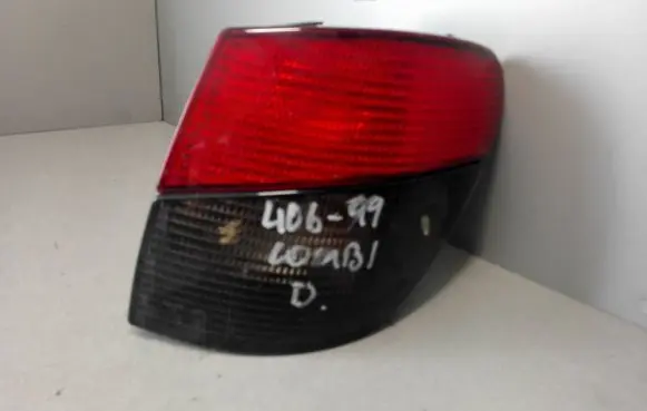 Peugeot 406 Rear/tail lights 45503