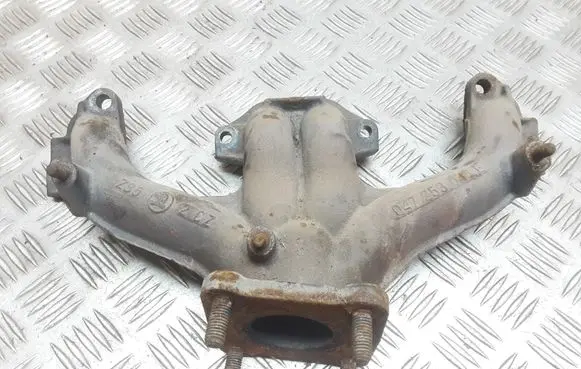 Skoda Fabia Mk1 (6Y) Exhaust manifold 047253033E