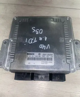 Volvo S40, V40 Engine control unit/module 8200319969 1039S03752 0281011609