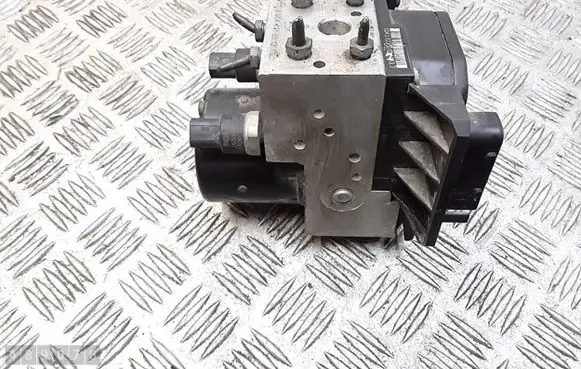 Mercedes-Benz A W168 ABS Pump a0044310912