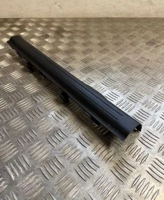 Hyundai Tucson IV NX4 Front sill trim cover 85870N7000