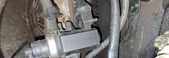 Audi A4 S4 B5 8D Turbo solenoid valve 1h0906627 72190320