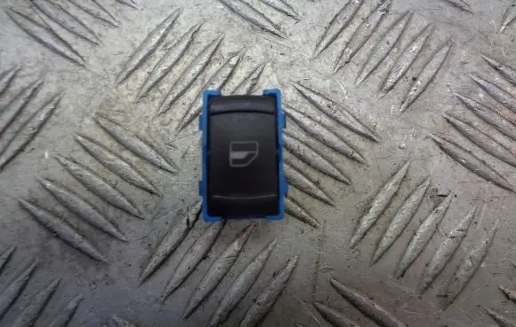Skoda Octavia Mk1 (1U) Quarter vent window switch 