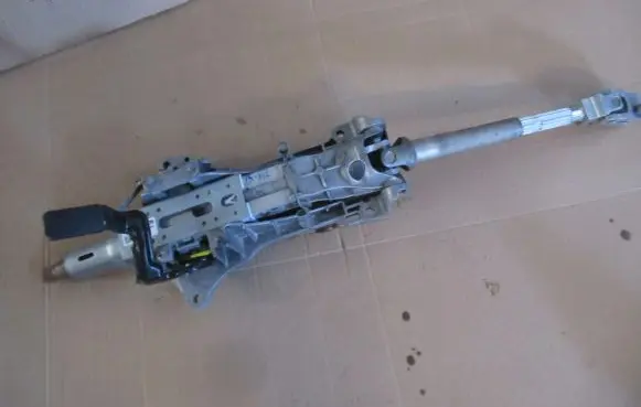 Mercedes-Benz B W246 W242 Steering wheel axle A2464602316