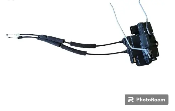 Chevrolet Captiva Front door lock