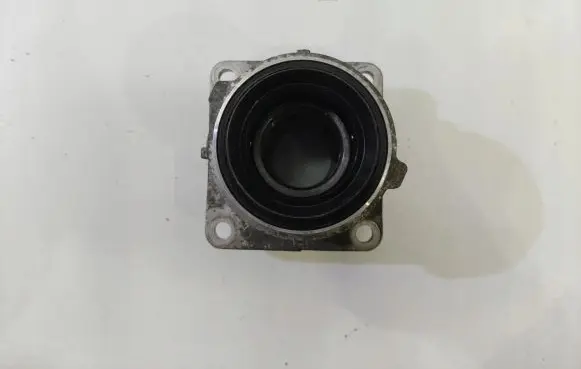 BMW 7 G11 G12 Driveshaft support bearing bracket 7563779