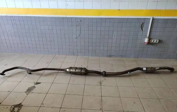 Muffler/silencer