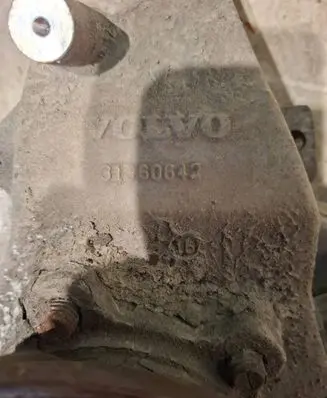 Volvo XC90 Front wheel hub 31360642