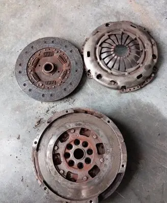 Volkswagen II LT Dual mass flywheel 415019110