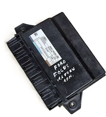 Ford Focus Comfort/convenience module 8M5T19G481BE 2007DJ0476 5WK487791