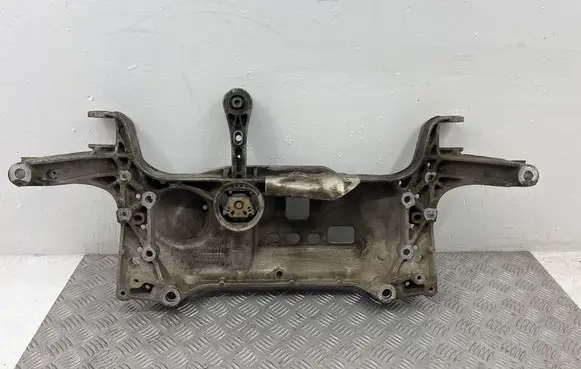 Volkswagen PASSAT B7 Front subframe 7N0199369A