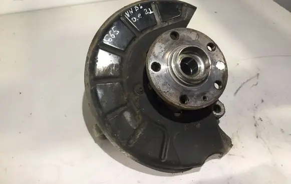Volkswagen PASSAT B6 Front wheel hub spindle knuckle