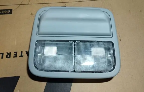 Honda FR-V Front seat light