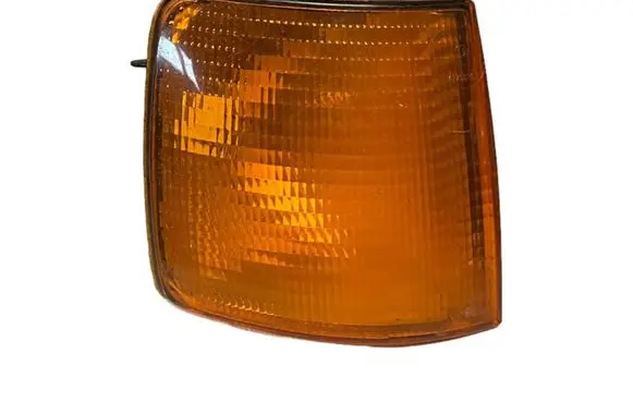 Volkswagen PASSAT B3 Front indicator light 357953050 E142756R6